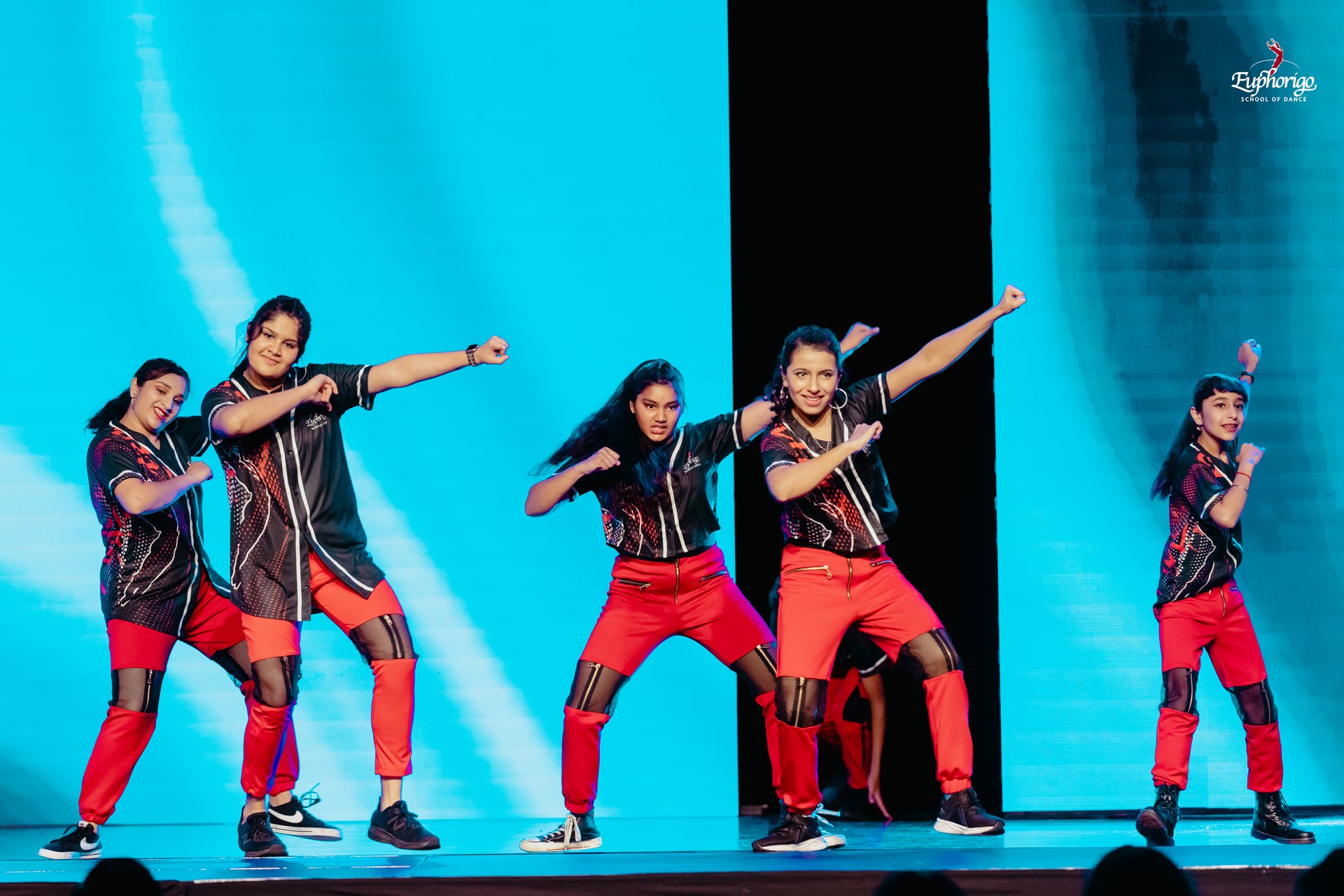 Teen dancer at ESD performance showcase